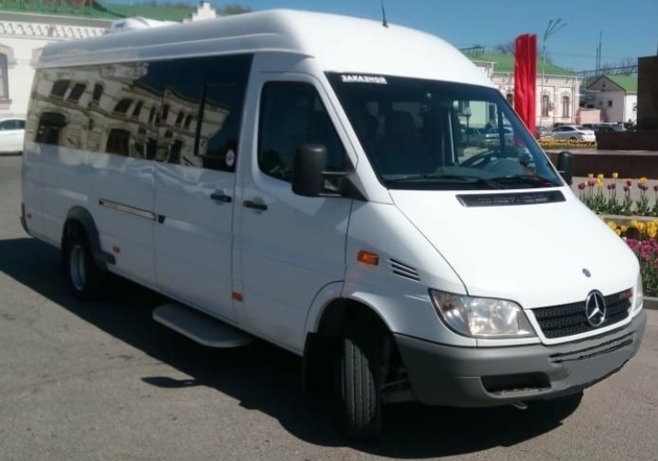 <span style="font-weight: bold;">Микроавтобус 20 мест<br></span>
